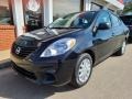 Super Black - Versa 1.6 S Sedan Photo No. 2