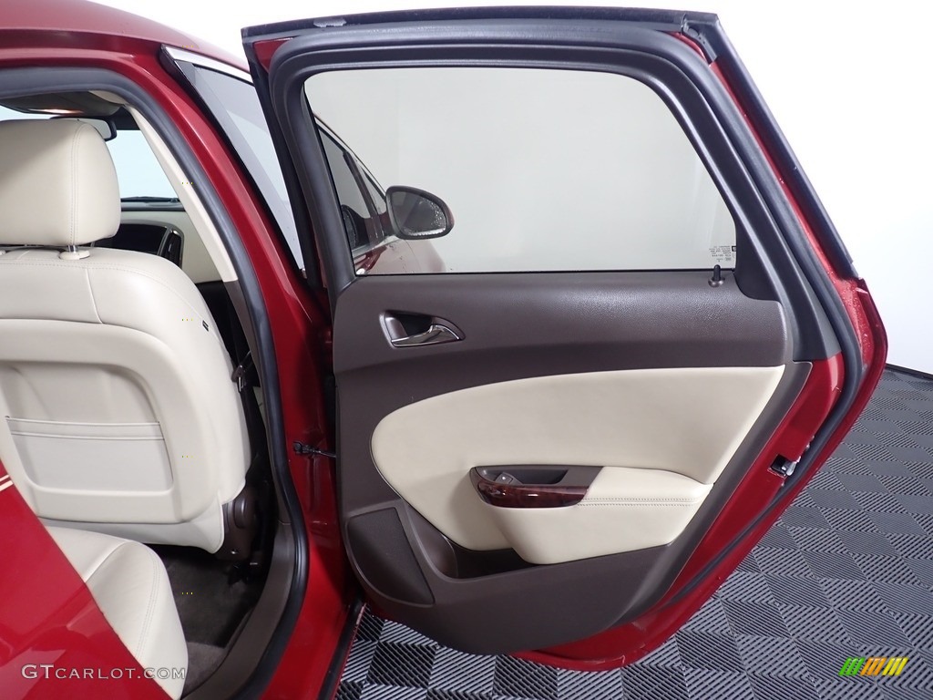 2013 Verano FWD - Crystal Red Tintcoat / Cashmere photo #30