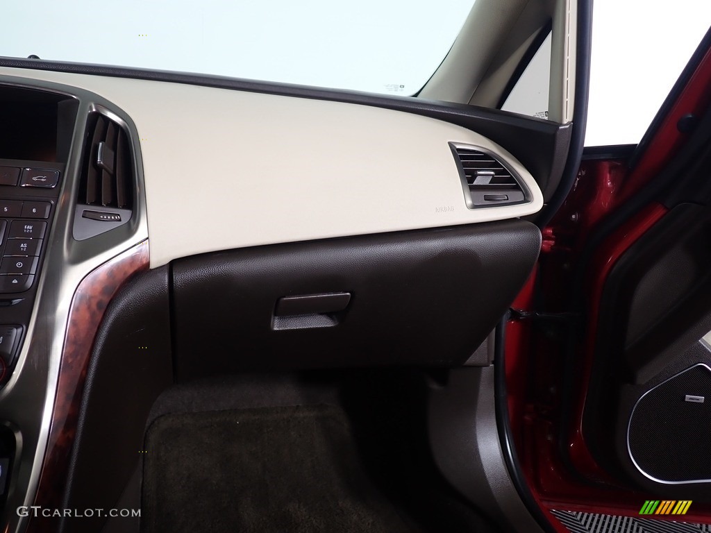 2013 Verano FWD - Crystal Red Tintcoat / Cashmere photo #31