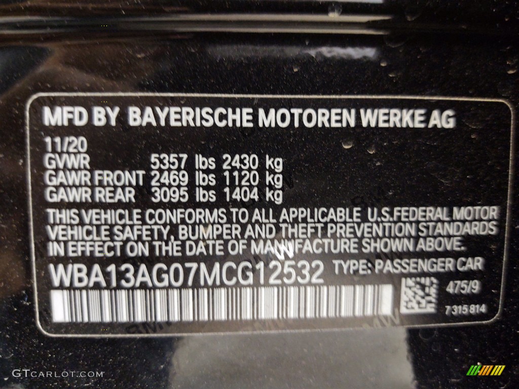 2021 5 Series 530e Sedan - Black Sapphire Metallic / Black photo #26