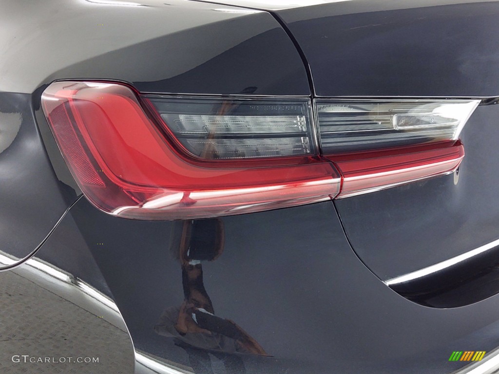 2021 3 Series 330e Sedan - Black Sapphire Metallic / Black photo #6