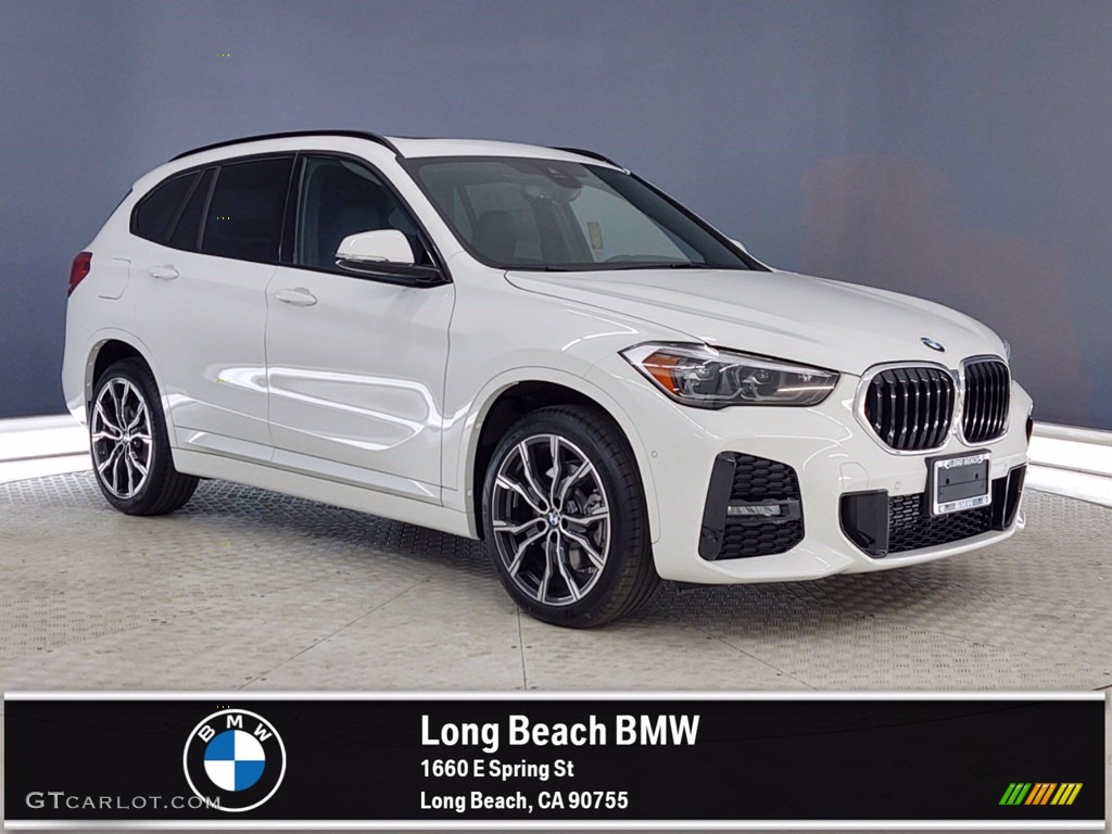 Alpine White BMW X1