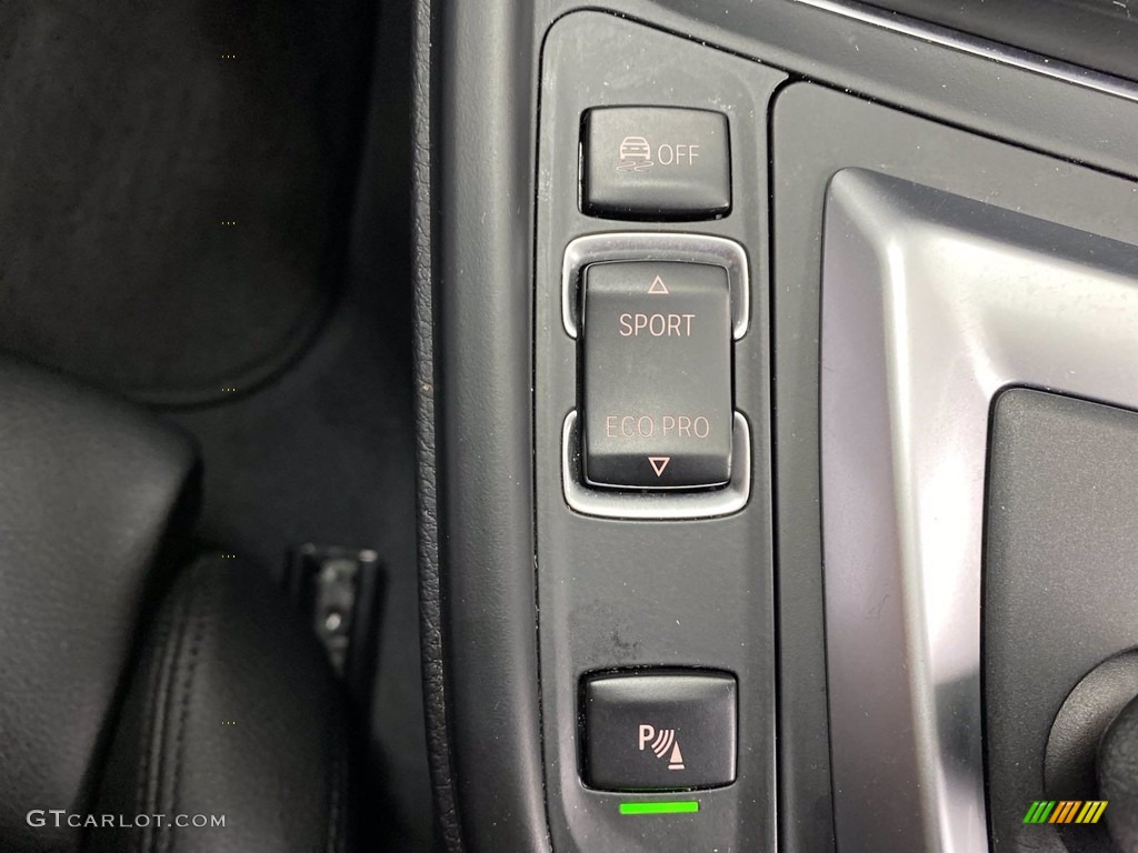 2018 3 Series 330e iPerformance Sedan - Alpine White / Black photo #28