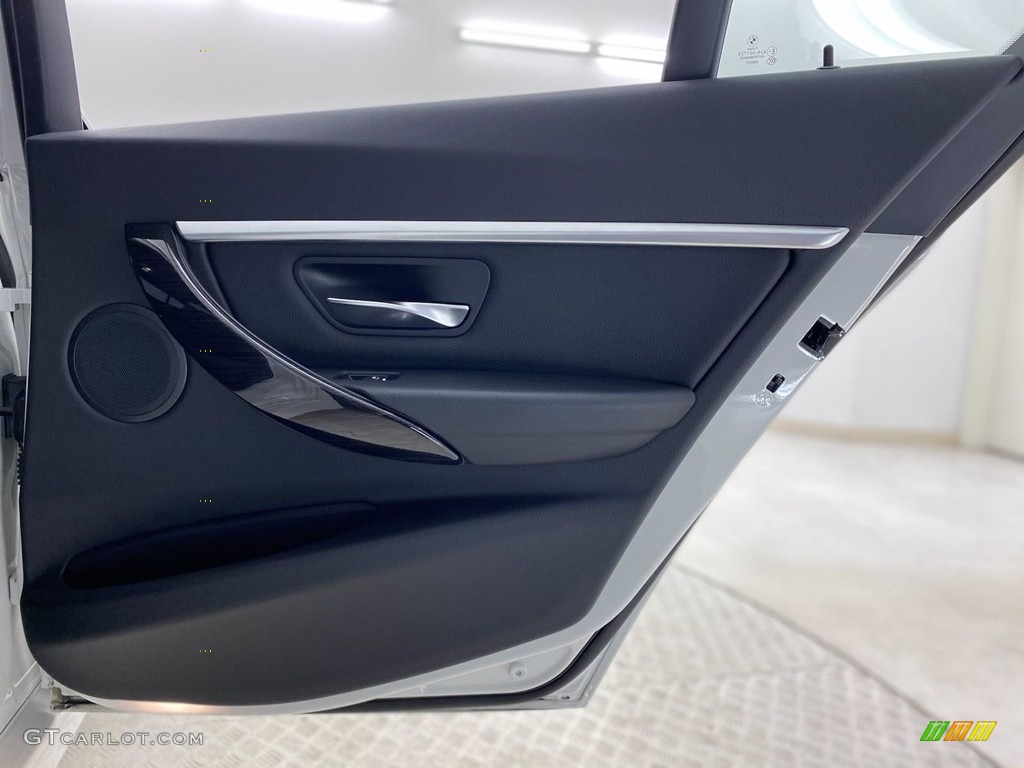 2018 3 Series 330e iPerformance Sedan - Alpine White / Black photo #34