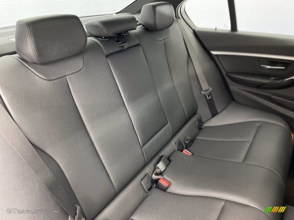 2018 3 Series 330e iPerformance Sedan - Alpine White / Black photo #35