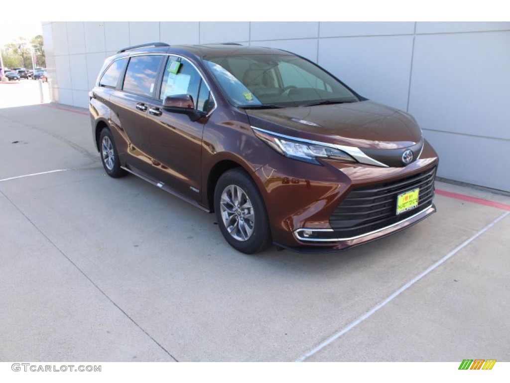 2021 Sienna XLE Hybrid - Sunset Bronze Mica / Chateau photo #2