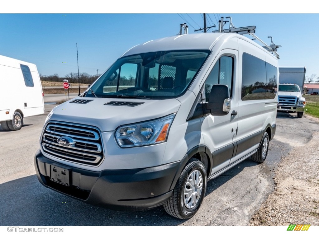 Oxford White 2015 Ford Transit Van 150 MR Regular Exterior Photo #141449206