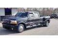 Black - F350 XLT Crew Cab 4x4 Photo No. 1