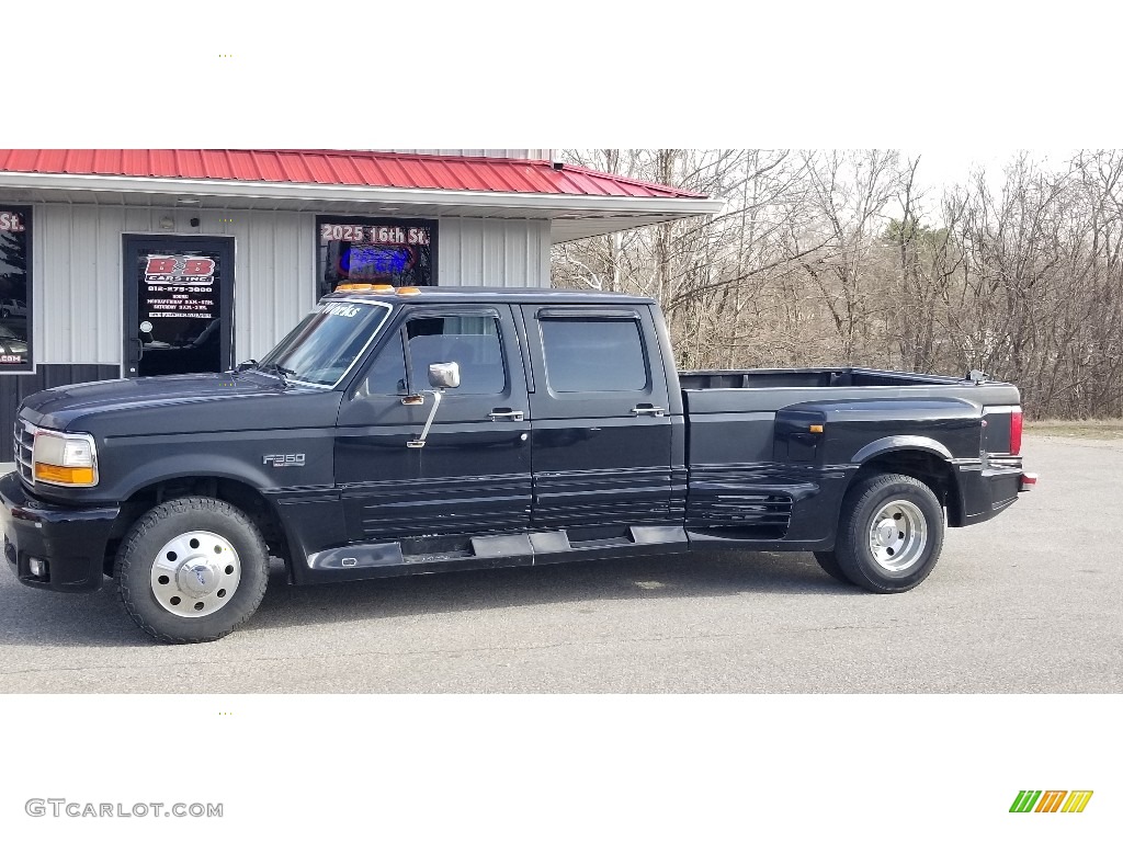 1995 F350 XLT Crew Cab 4x4 - Black / Grey photo #2