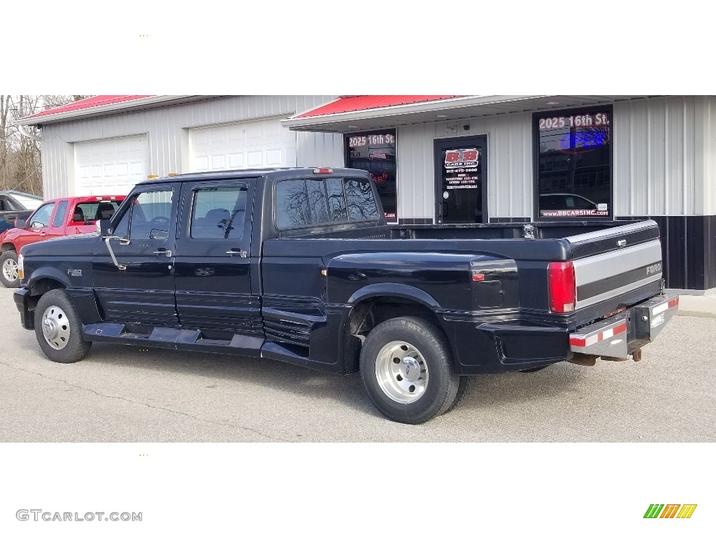 1995 F350 XLT Crew Cab 4x4 - Black / Grey photo #3
