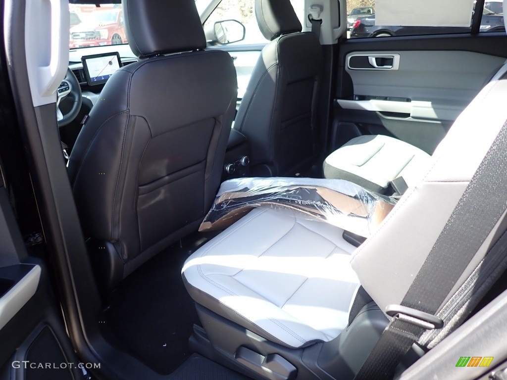 2021 Explorer XLT 4WD - Agate Black Metallic / Light Slate photo #8