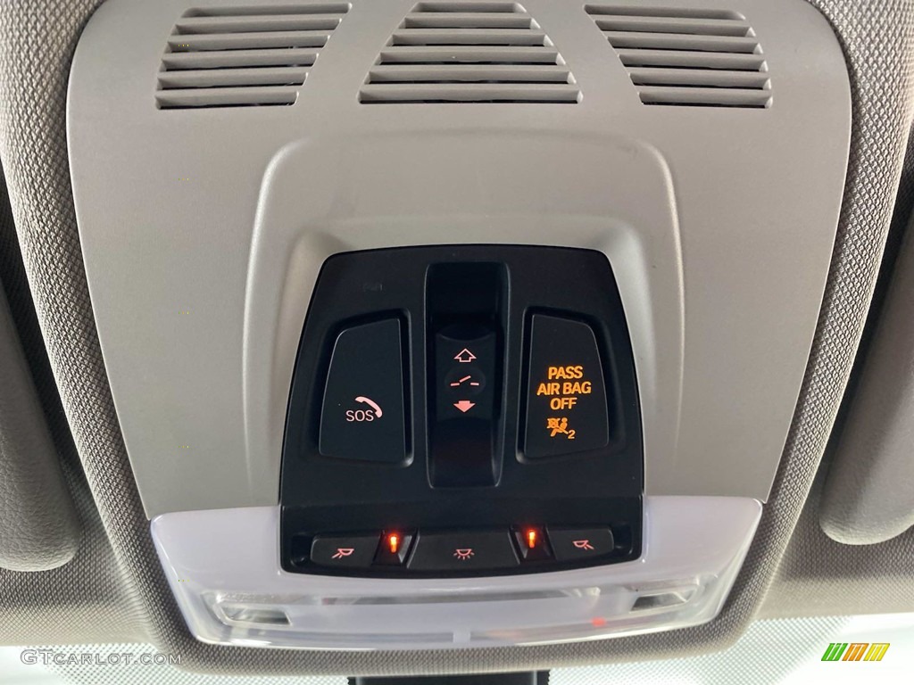 2018 3 Series 320i Sedan - Mineral Grey Metallic / Black photo #16