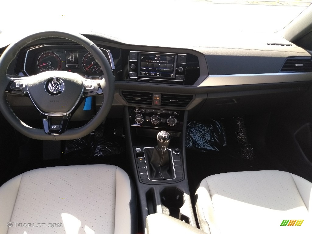 2021 Volkswagen Jetta R-Line Storm Gray/Black Dashboard Photo #141455807