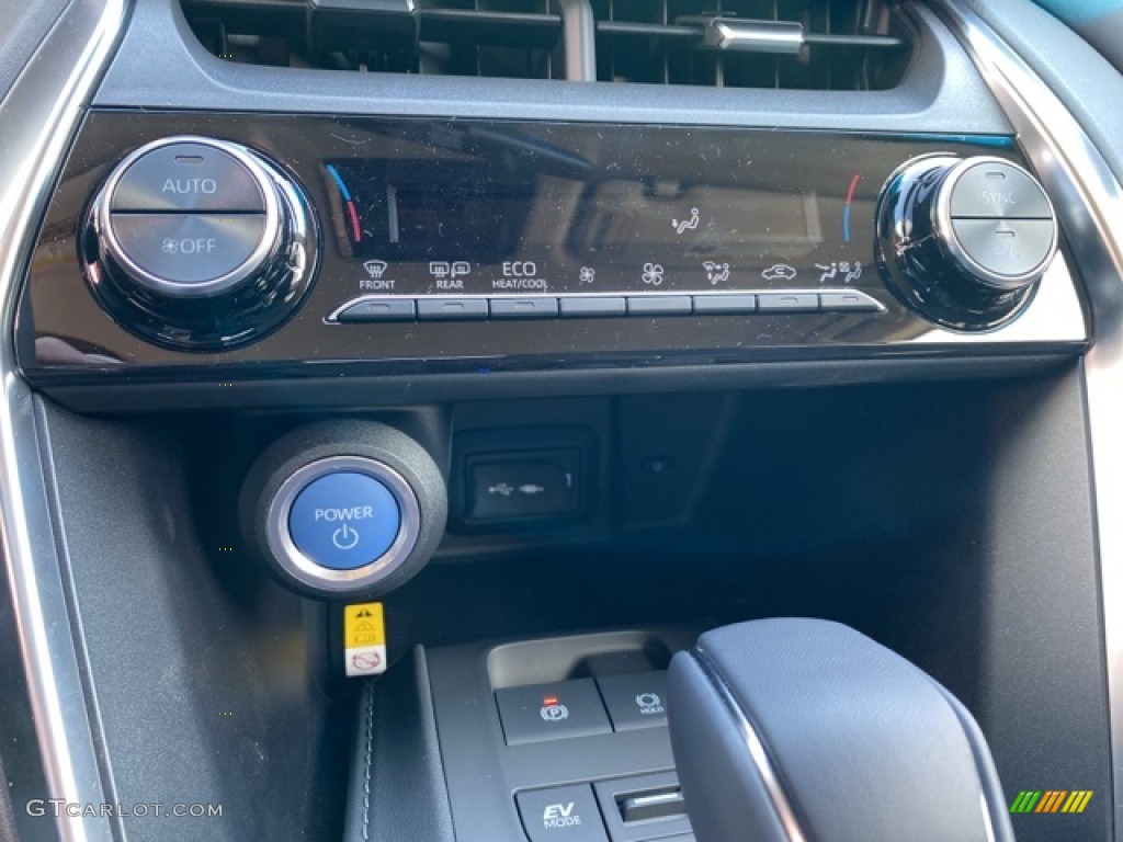 2021 Venza Hybrid LE AWD - Blueprint / Black photo #16