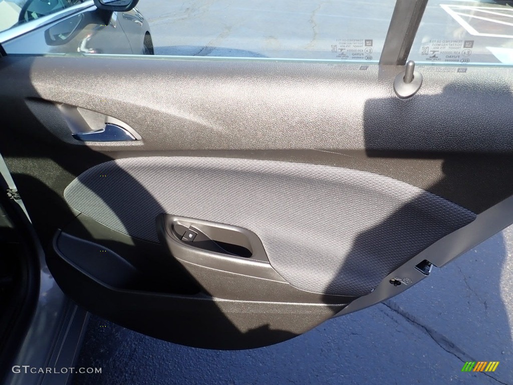 2018 Cruze LT - Pepperdust Metallic / Jet Black photo #18