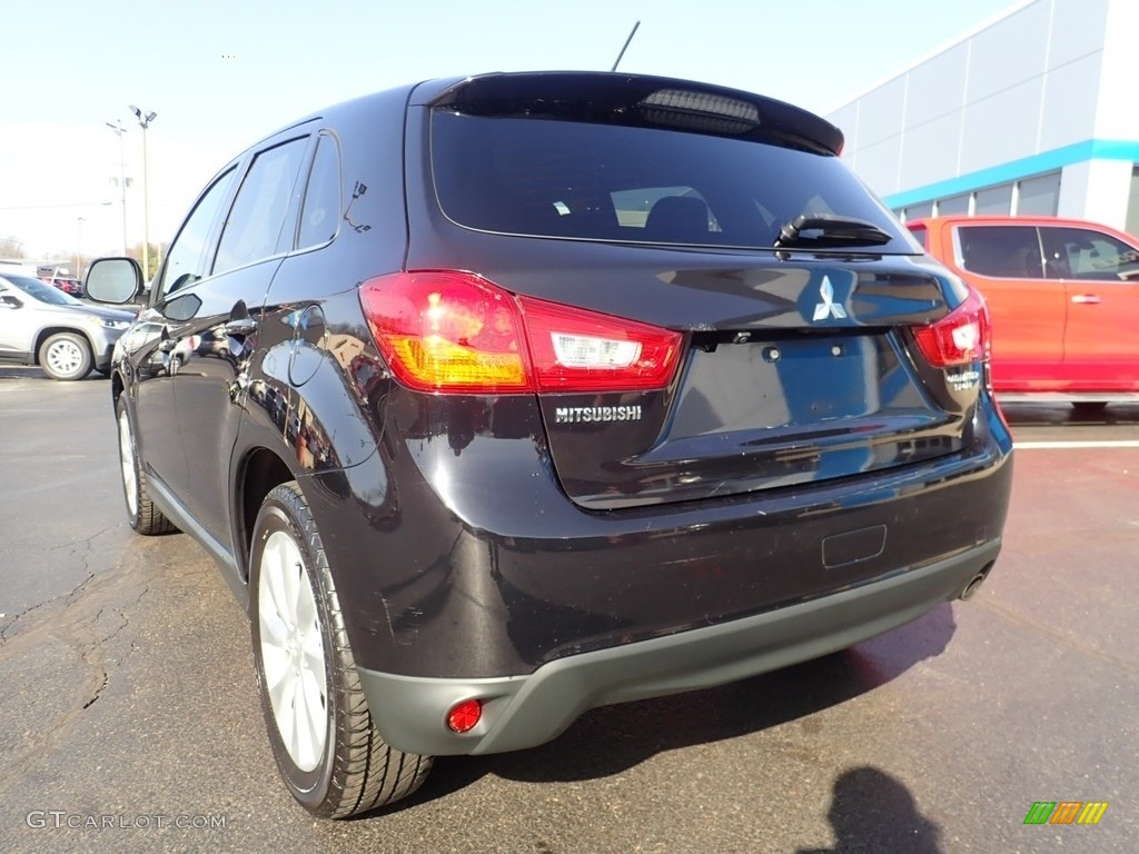 2014 Outlander Sport SE AWD - Labrador Black Pearl / Black photo #5