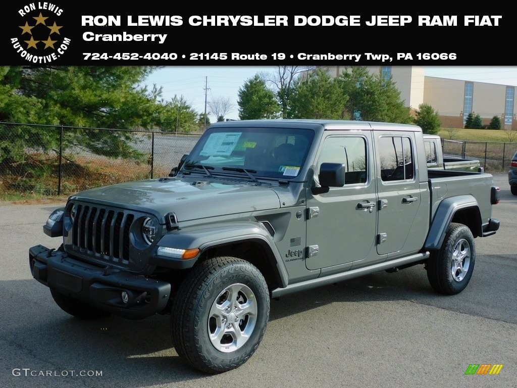 2021 Gladiator Freedom Edition 4x4 - Sting-Gray / Black photo #1