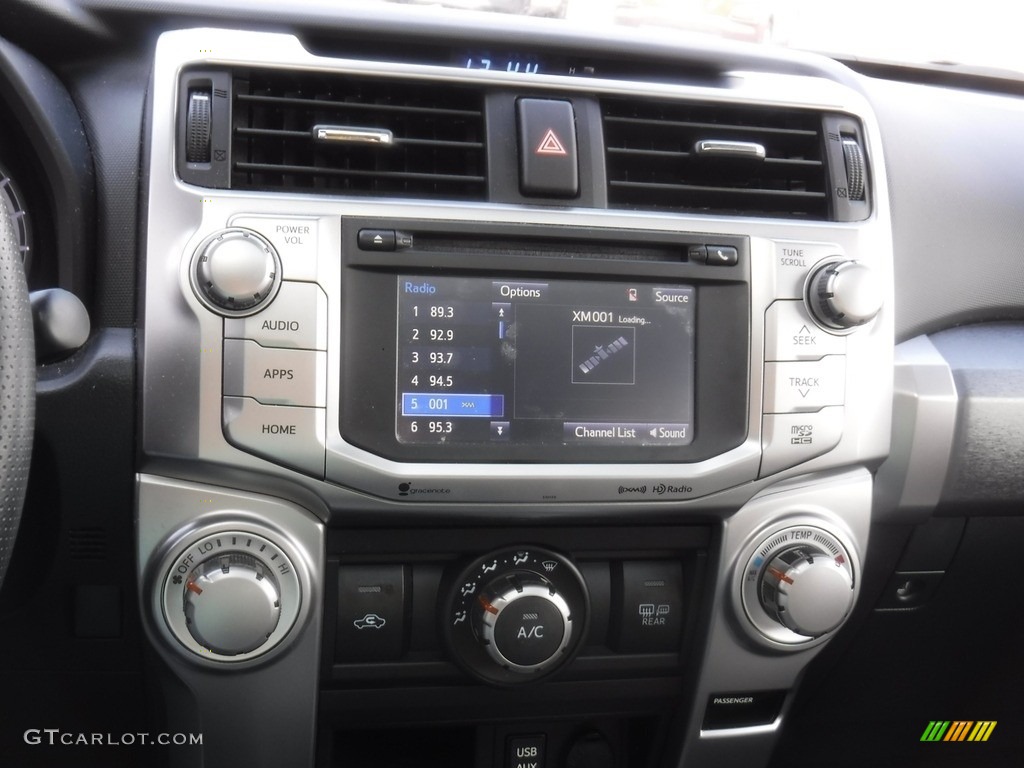 2017 4Runner SR5 Premium 4x4 - Super White / Sand Beige photo #18