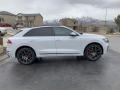 Carrara White - Q8 55 Prestige quattro Photo No. 9
