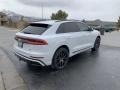 Carrara White - Q8 55 Prestige quattro Photo No. 10