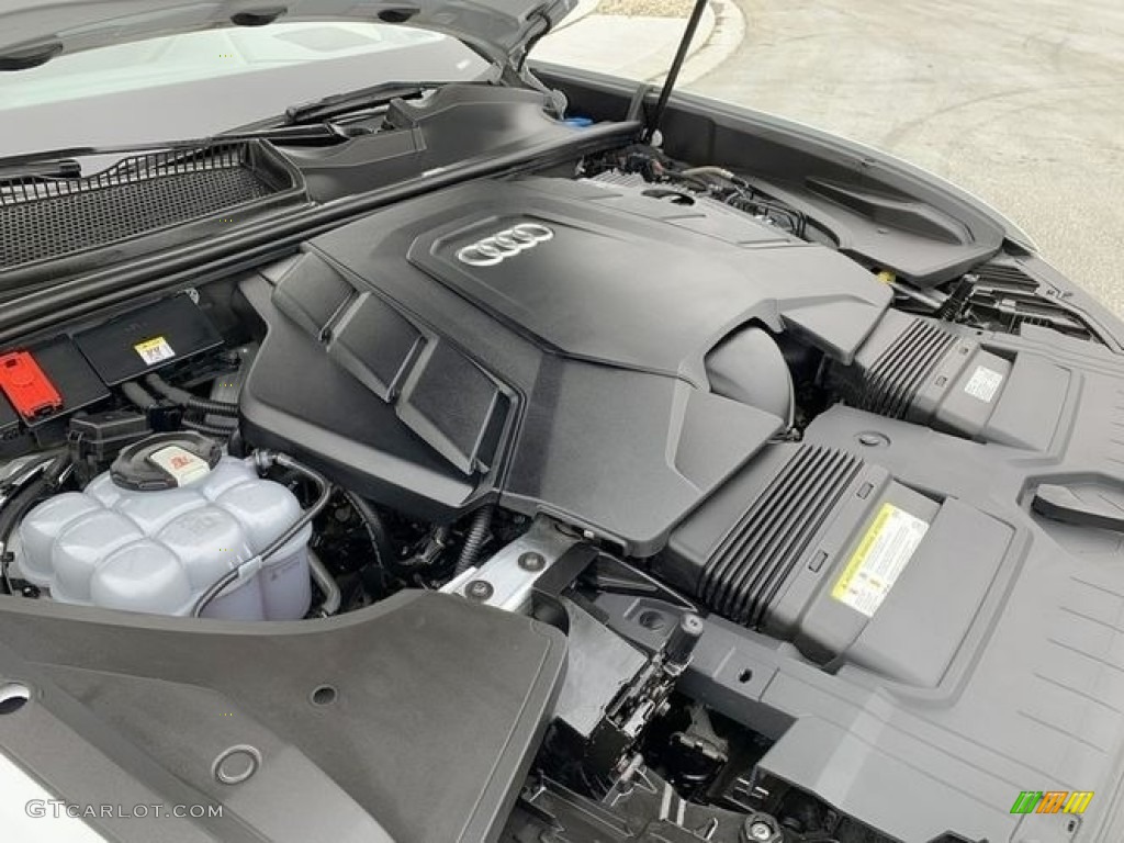 2019 Audi Q8 55 Prestige quattro Engine Photos