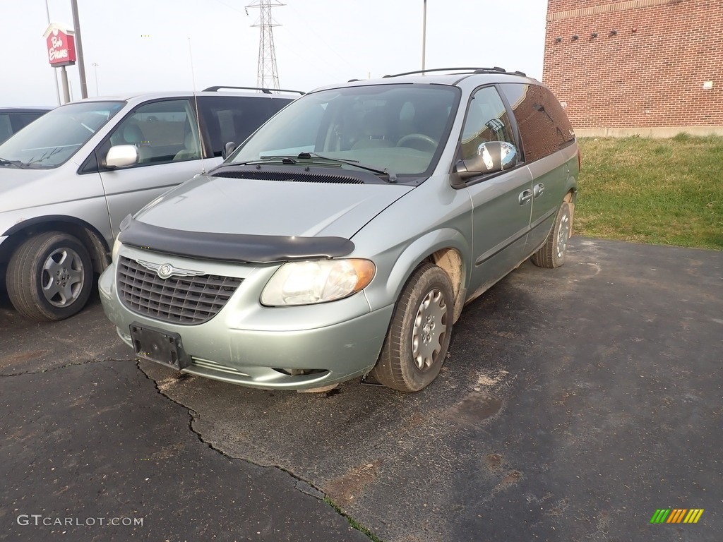 Satin Jade Pearl 2003 Chrysler Voyager LX Exterior Photo #141468087