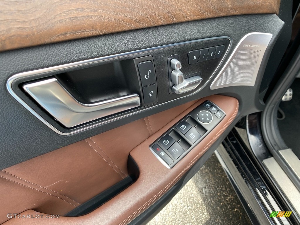 2016 Mercedes-Benz E 400 4Matic Sedan Chestnut Brown/Black Door Panel Photo #141470747