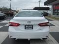 Super White - Camry SE Photo No. 4