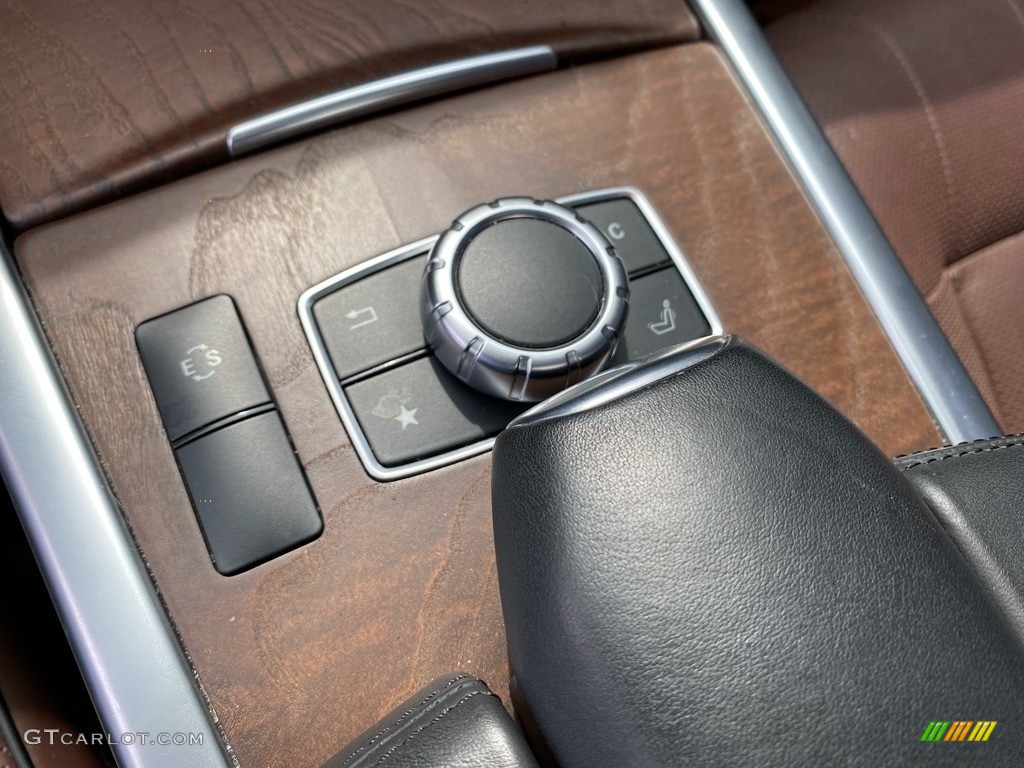 2016 Mercedes-Benz E 400 4Matic Sedan Controls Photos