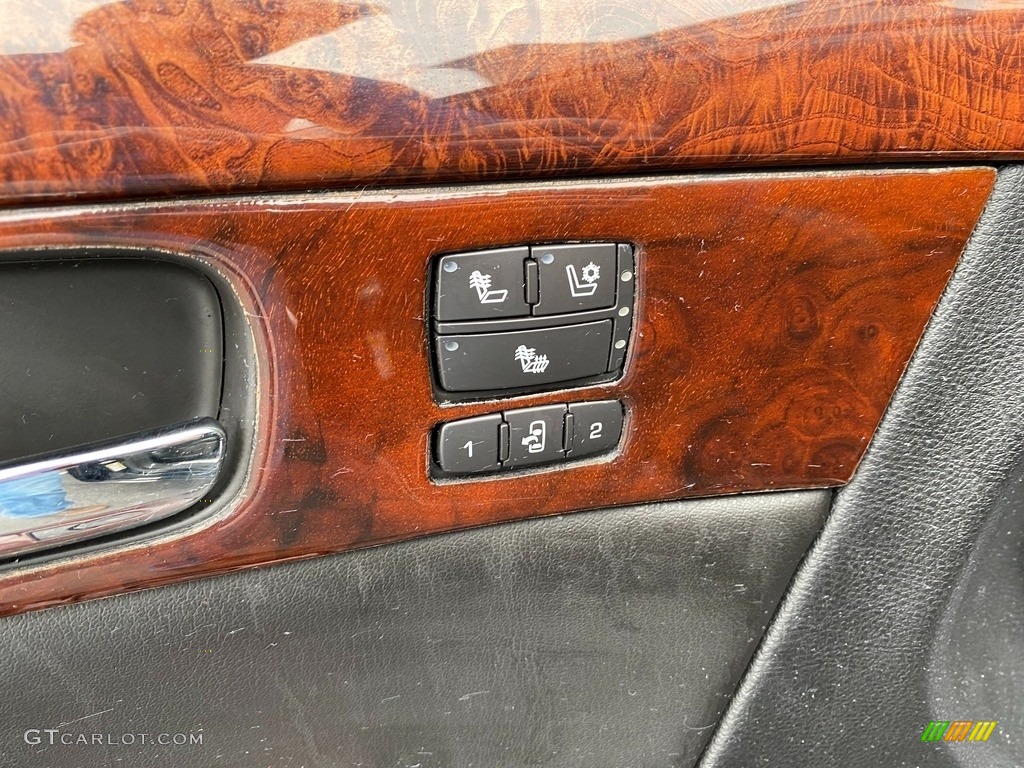 2006 DTS Luxury - Black Raven / Ebony Black photo #11