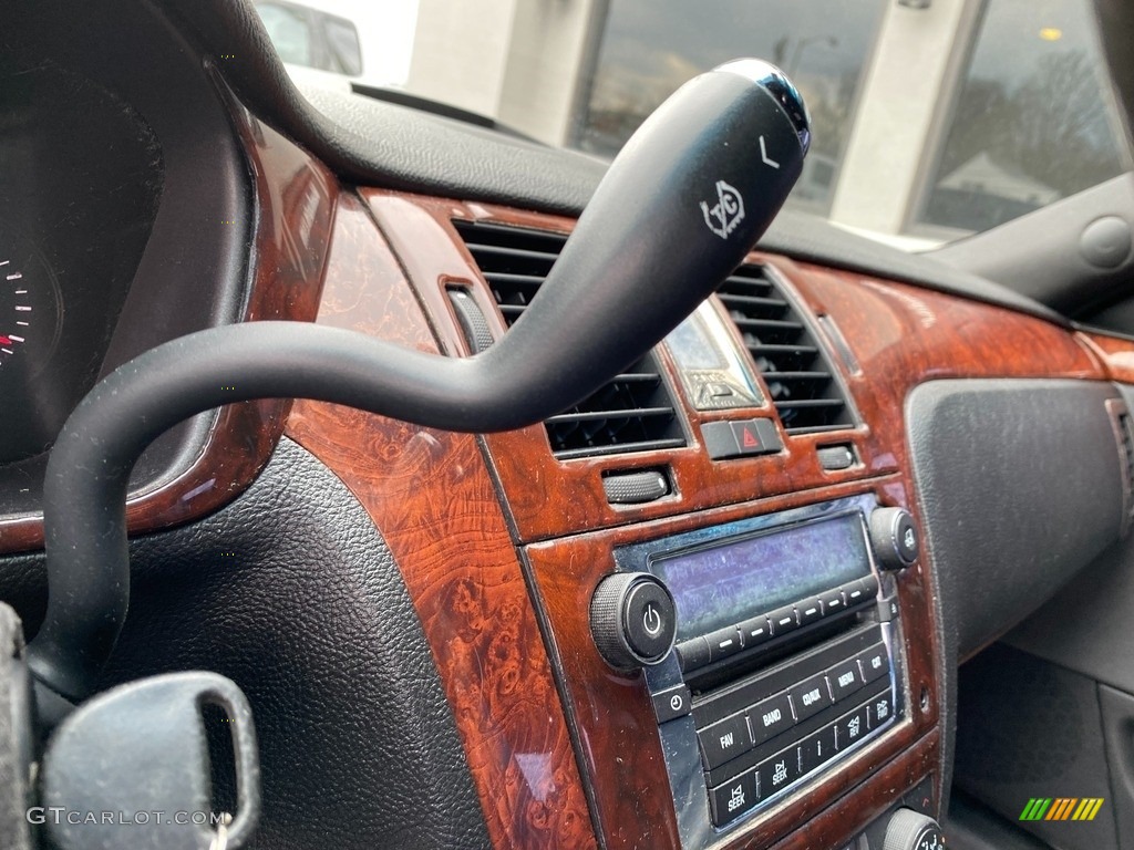 2006 DTS Luxury - Black Raven / Ebony Black photo #20