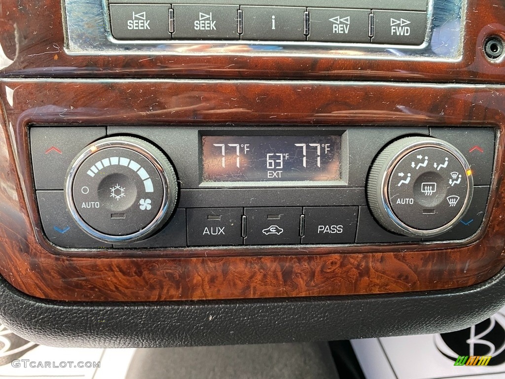 2006 DTS Luxury - Black Raven / Ebony Black photo #24