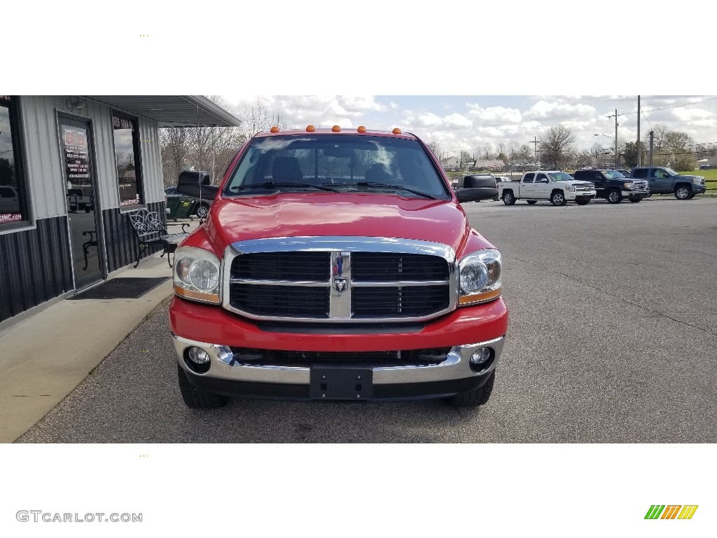 2006 Ram 2500 SLT Quad Cab 4x4 - Flame Red / Khaki photo #9