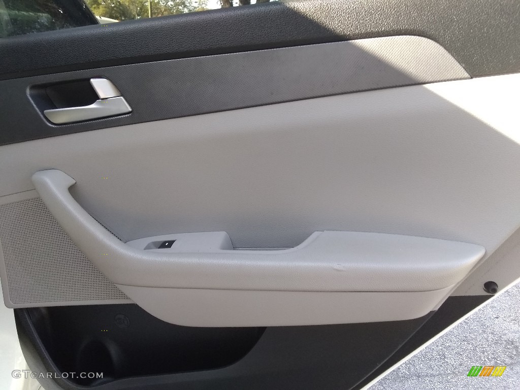 2016 Sonata SE - Quartz White Pearl / Gray photo #21