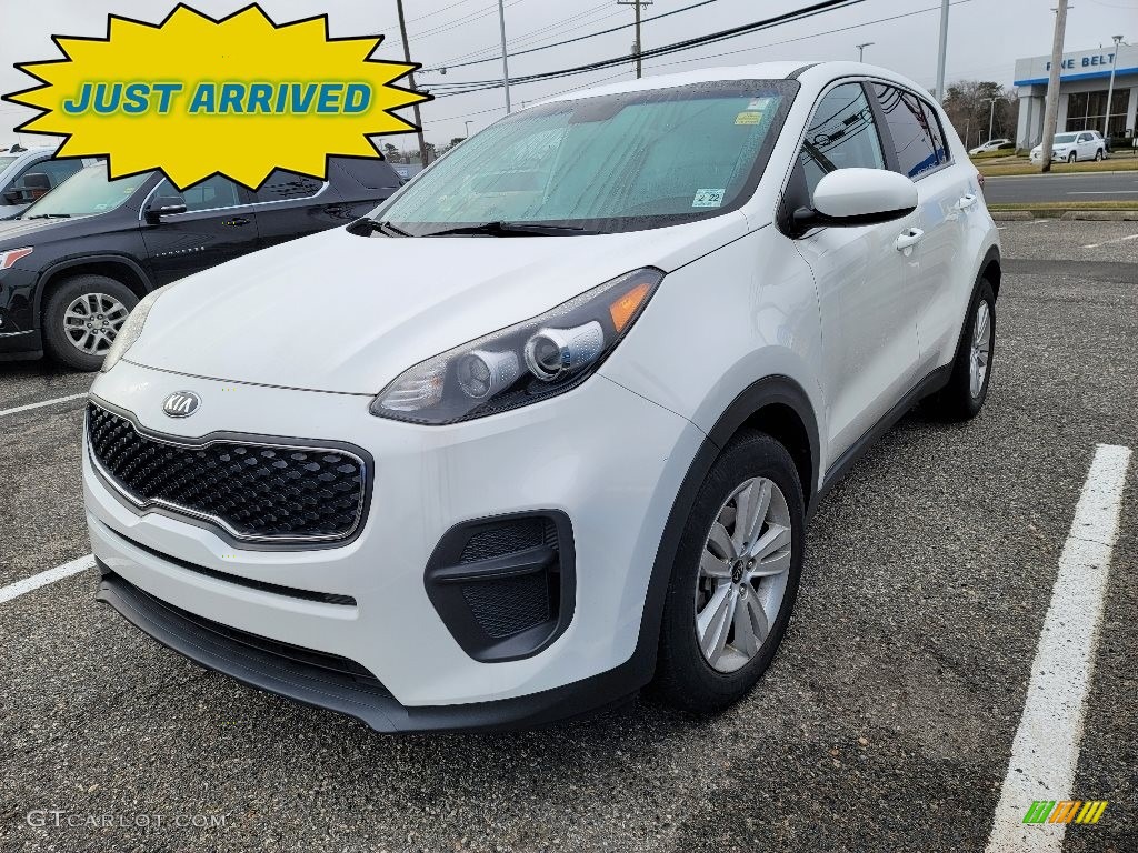 2017 Sportage LX - Clear White / Black photo #1
