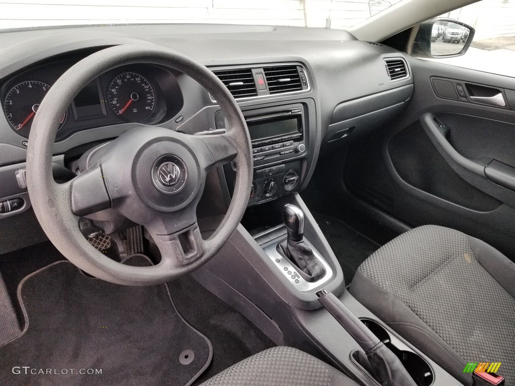 2013 Jetta S Sedan - Candy White / Titan Black photo #12