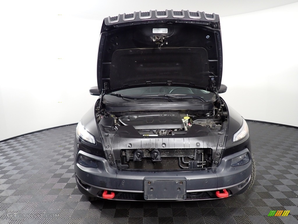 2015 Cherokee Trailhawk 4x4 - Brilliant Black Crystal Pearl / Trailhawk Black photo #8