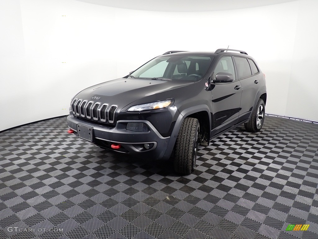 2015 Cherokee Trailhawk 4x4 - Brilliant Black Crystal Pearl / Trailhawk Black photo #10