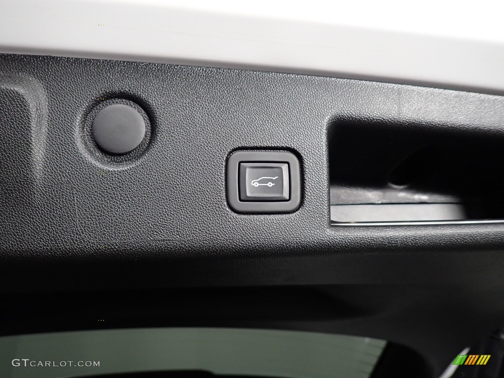 2020 Equinox Premier AWD - Summit White / Jet Black photo #16