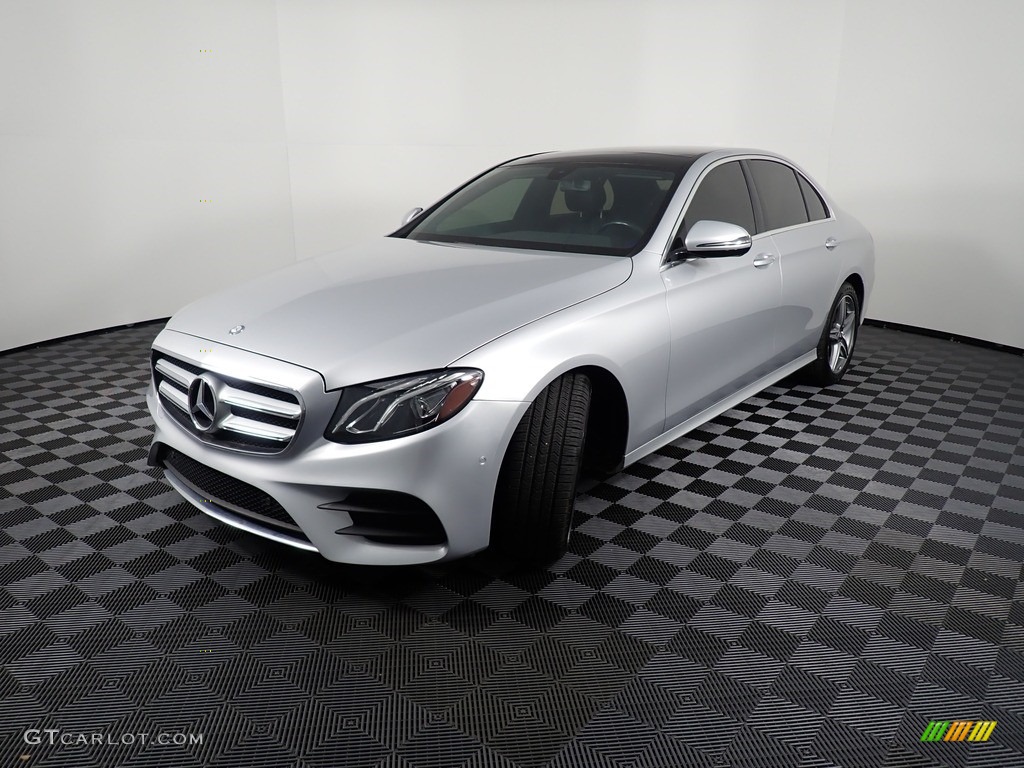 2017 E 300 4Matic Sedan - Iridium Silver Metallic / Black photo #10