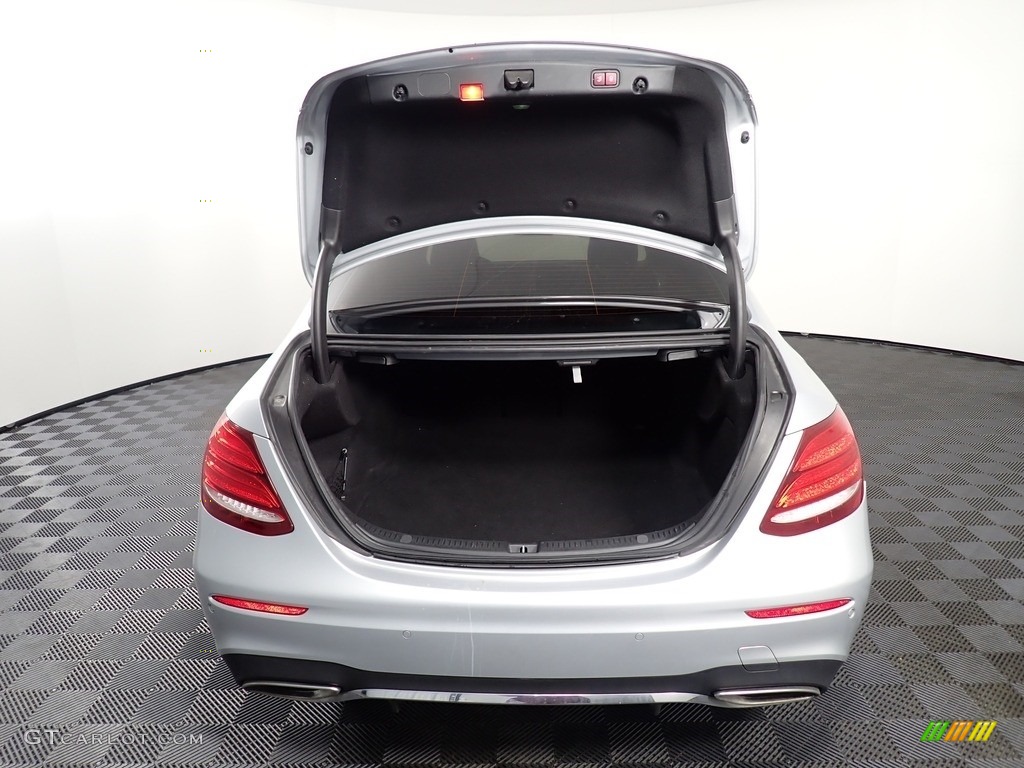 2017 E 300 4Matic Sedan - Iridium Silver Metallic / Black photo #15