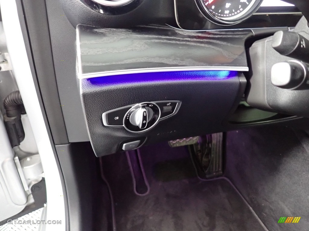 2017 E 300 4Matic Sedan - Iridium Silver Metallic / Black photo #24