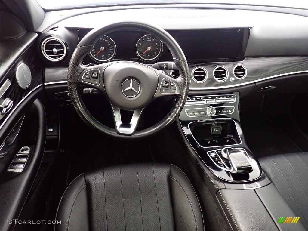 2017 E 300 4Matic Sedan - Iridium Silver Metallic / Black photo #29