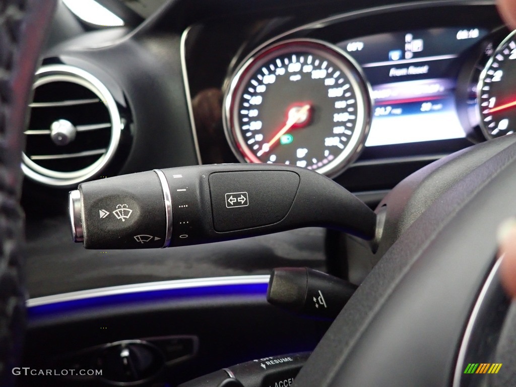 2017 E 300 4Matic Sedan - Iridium Silver Metallic / Black photo #39