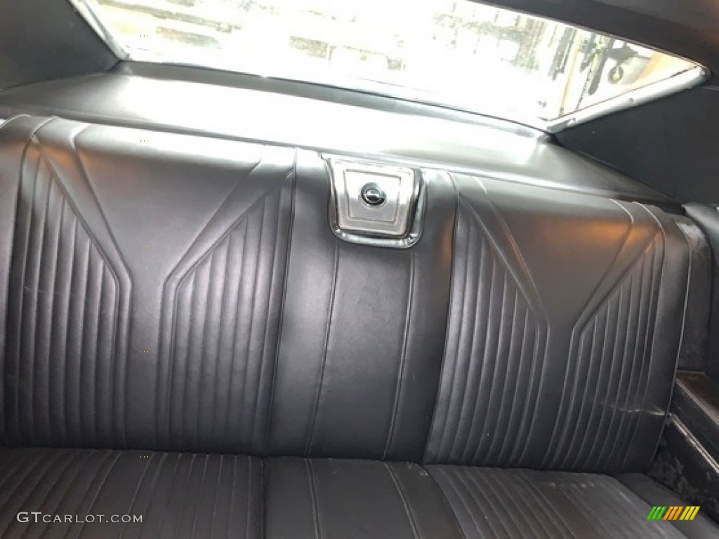 1965 Chevrolet Impala SS Rear Seat Photo #141481523