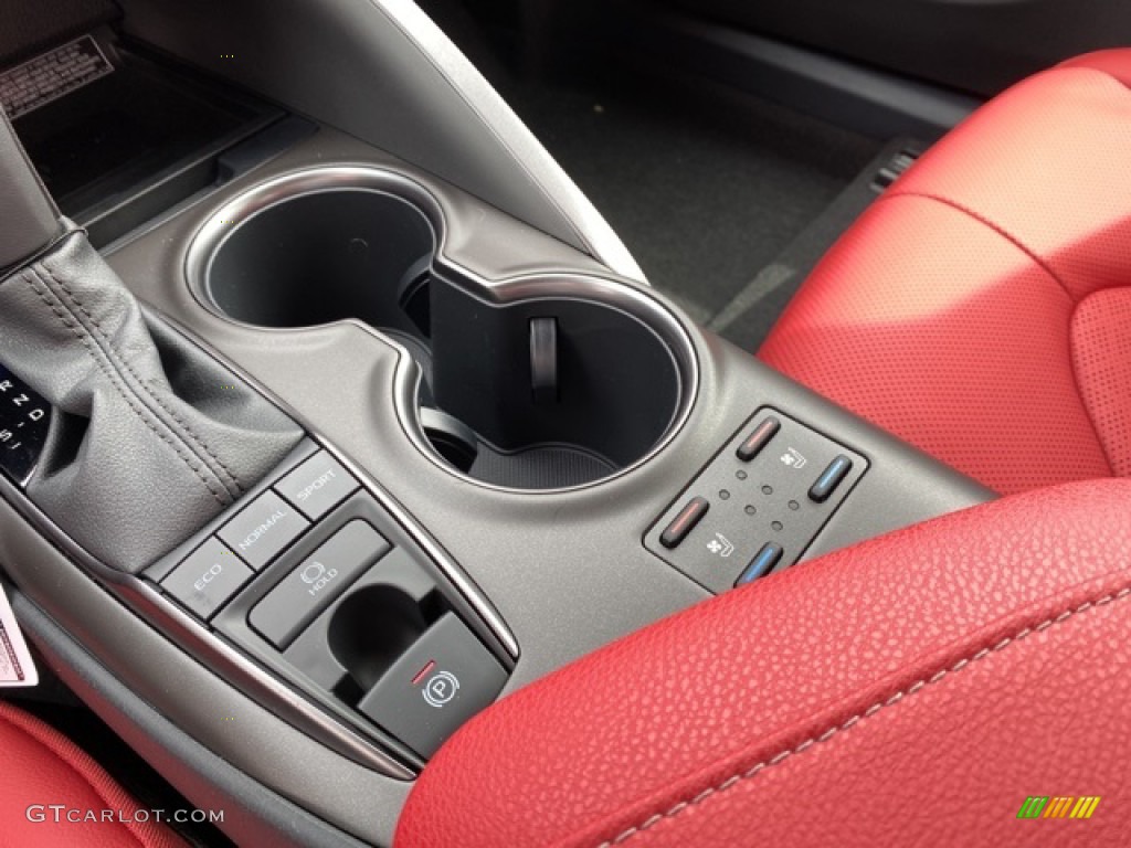 2021 Toyota Camry XSE Controls Photo #141487364