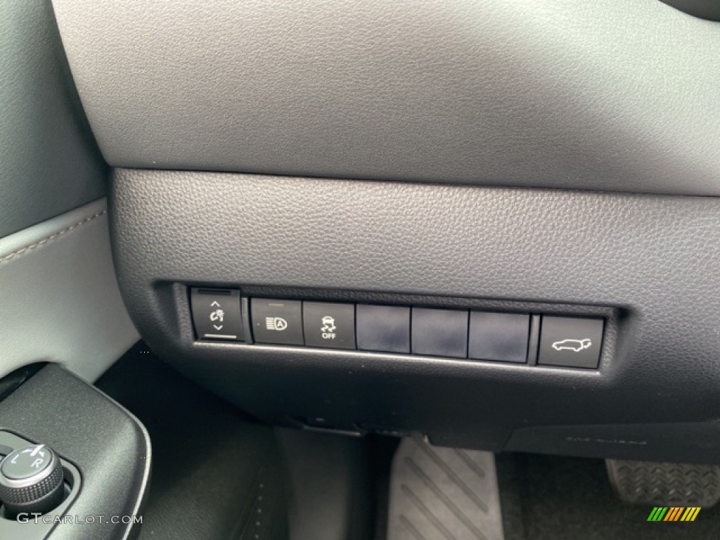 2021 Venza Hybrid LE AWD - Titanium Glow / Boulder photo #17