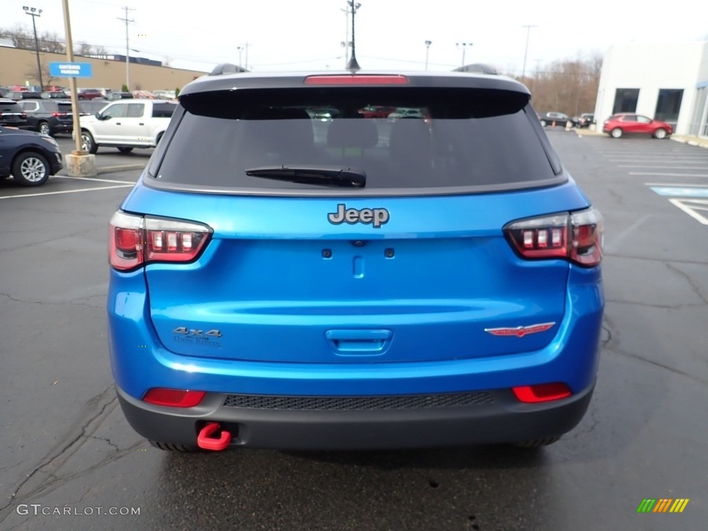 2018 Compass Trailhawk 4x4 - Laser Blue Pearl / Black/Ruby Red photo #6