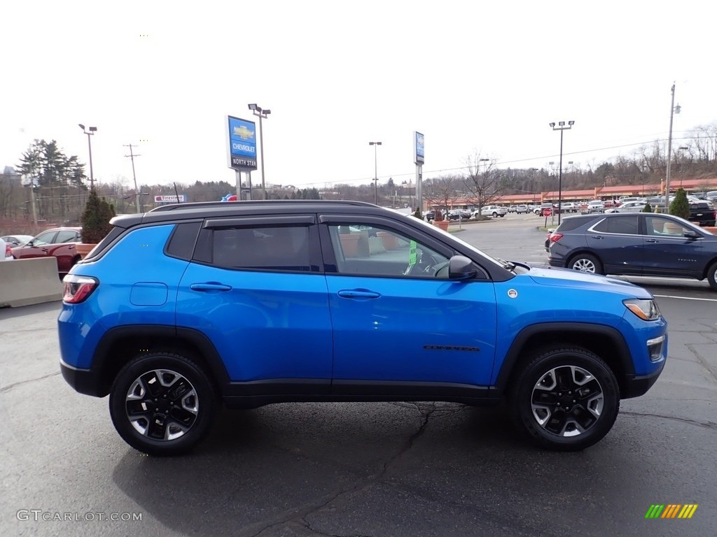 2018 Compass Trailhawk 4x4 - Laser Blue Pearl / Black/Ruby Red photo #10