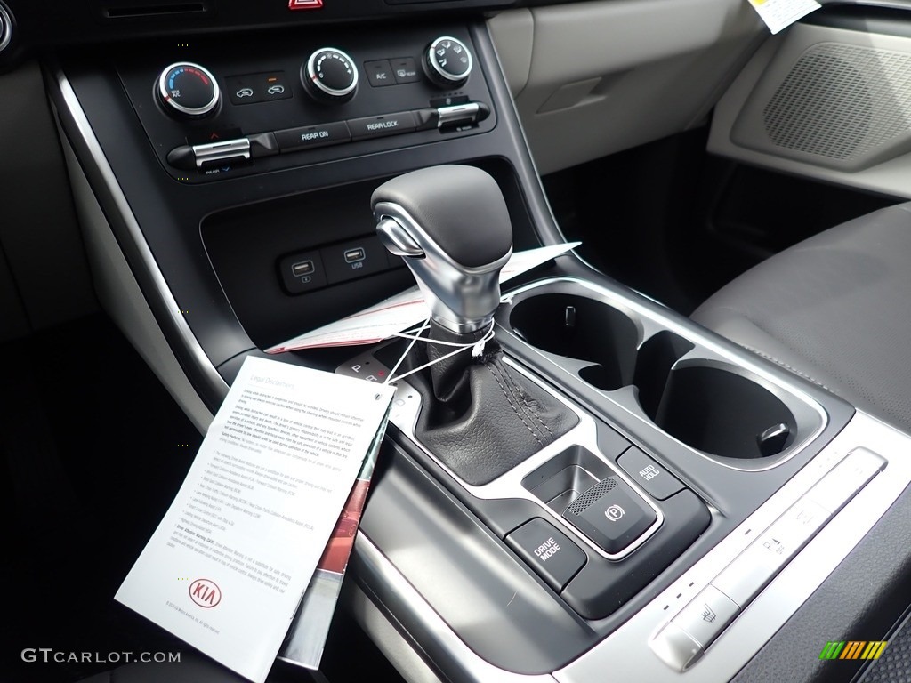 2022 Kia Carnival LX 8 Speed Automatic Transmission Photo #141488195